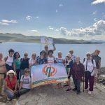 Группа тура СПР на Байкале на обзорной площадке острова Ольхон