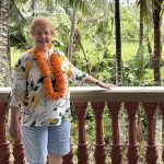 Гости тура СПР на балийской террасе на фоне тропического сада и рисовых полей